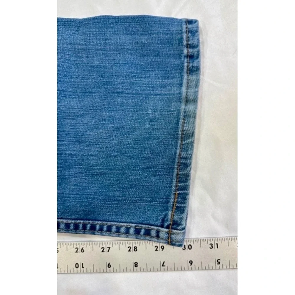 Carhartt Men's Size 42 x 30 Relaxed Fit Straight Leg Blue Denim Workwear Jeans